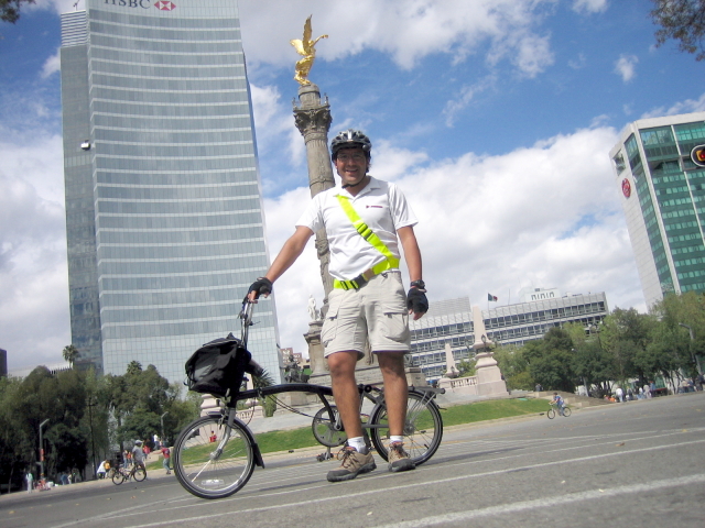 [Image: Angel de la Independencia 
   (November, 2007)]